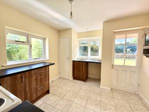 Photo 20- click for photo gallery